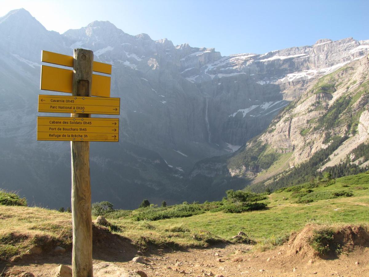 T2 Cabine De Lassariou Luz-Saint-Sauveur Exteriör bild